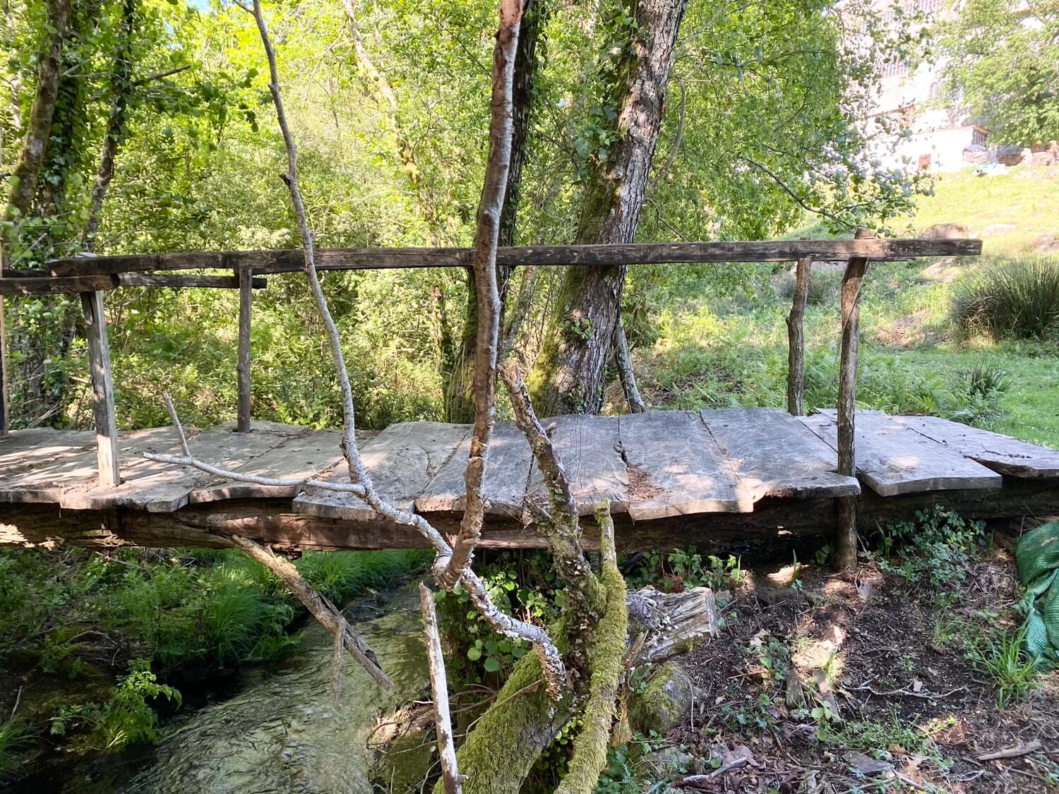 Regueiro e Muíños da Esquipa, Calvelo Guíate Galicia