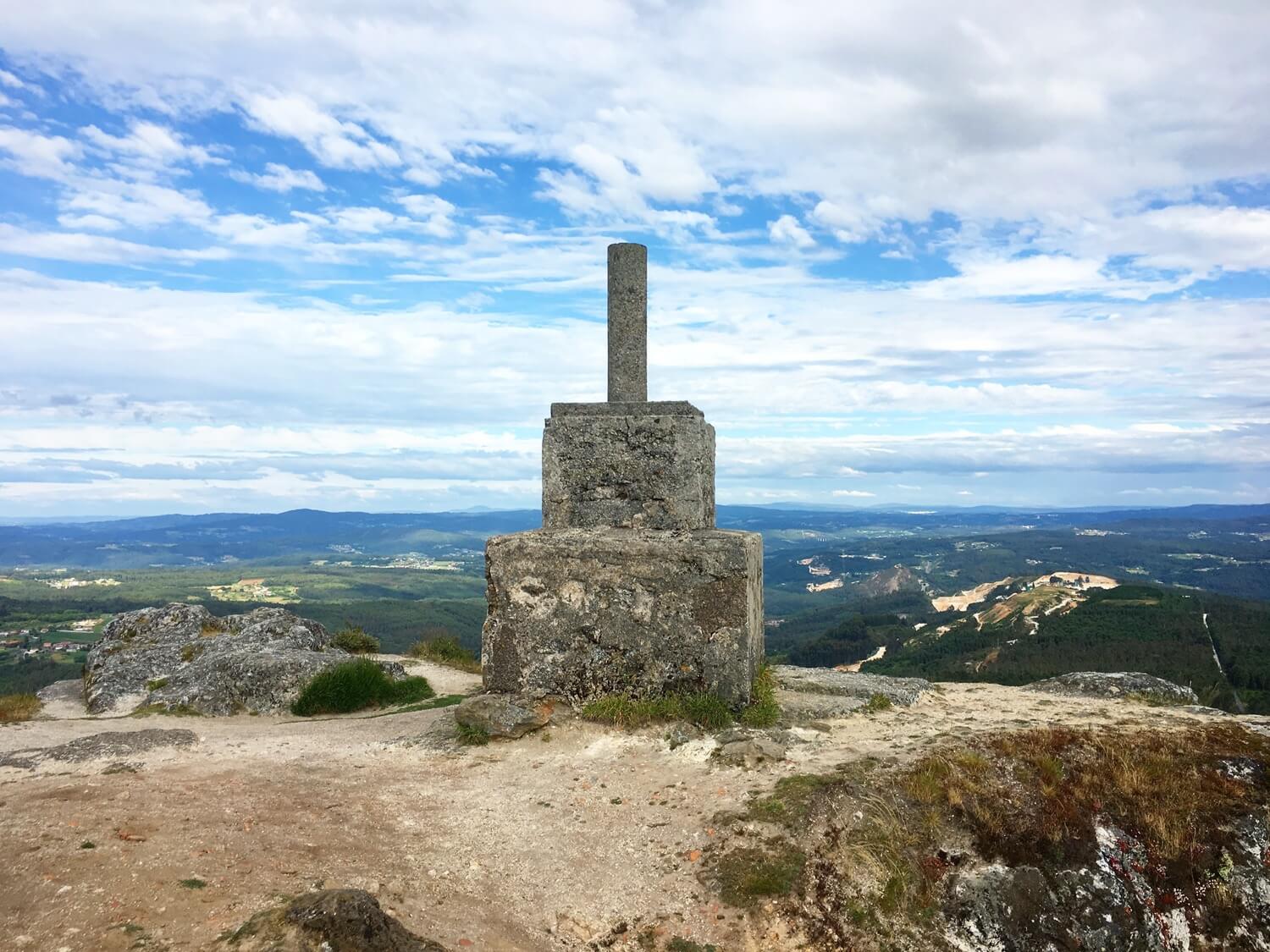 Pico Sacro: Mitos, Leyendas y Supersticiones | Guíate Galicia