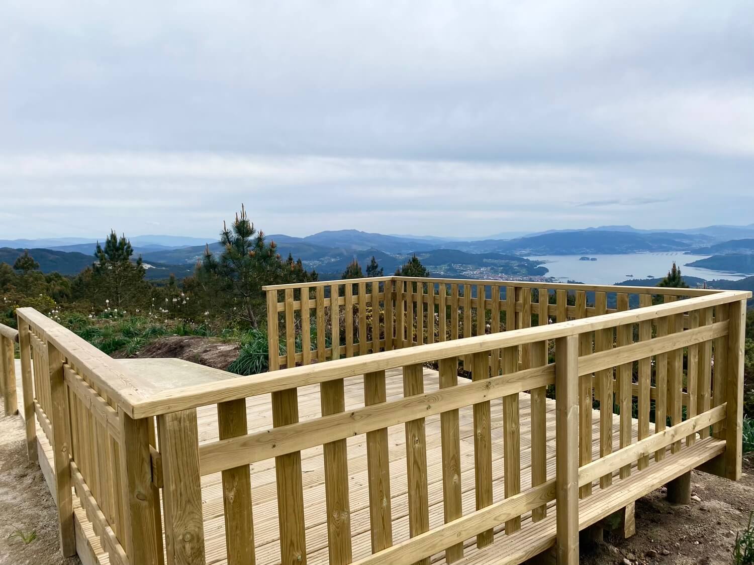 Senda y Mirador Outeiro Navío Parque Forestal da Fracha Guíate Galicia