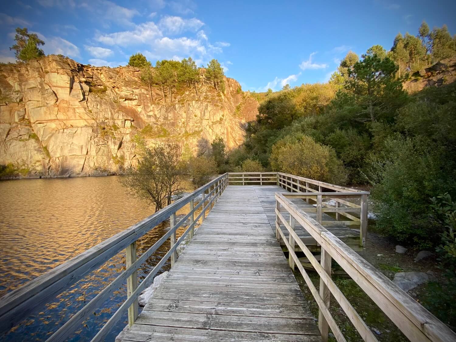 Laguna de Pedras Miúdas Guíate Galicia