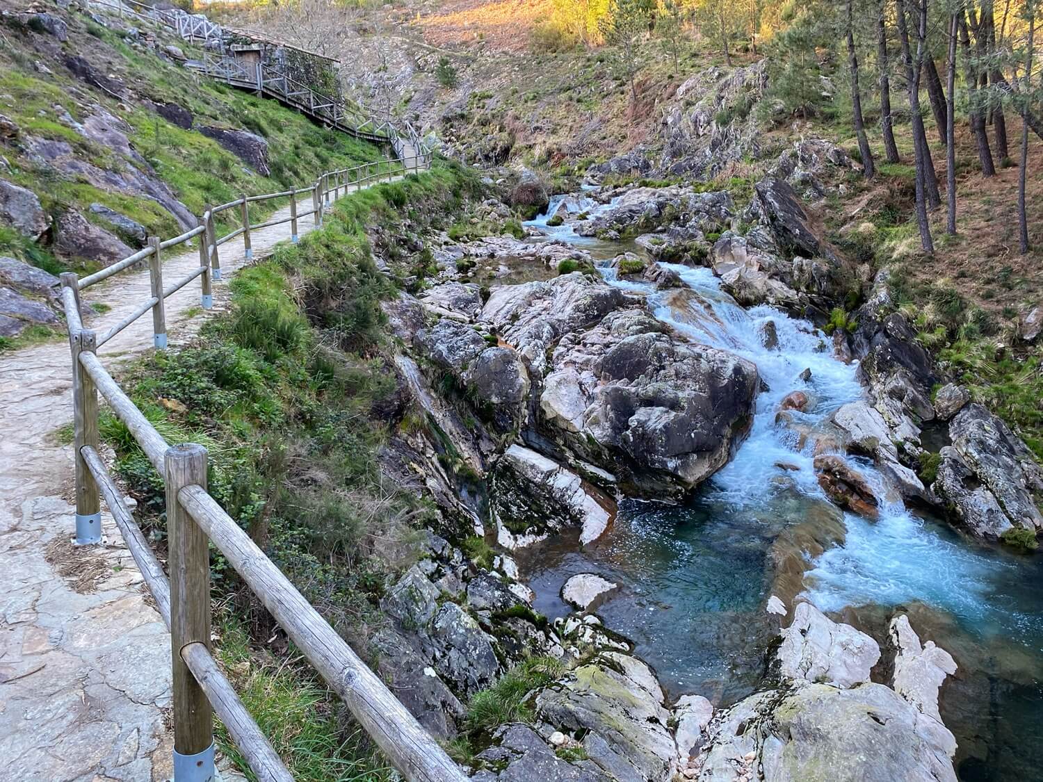 Pozo do Arco, Oia Guíate Galicia