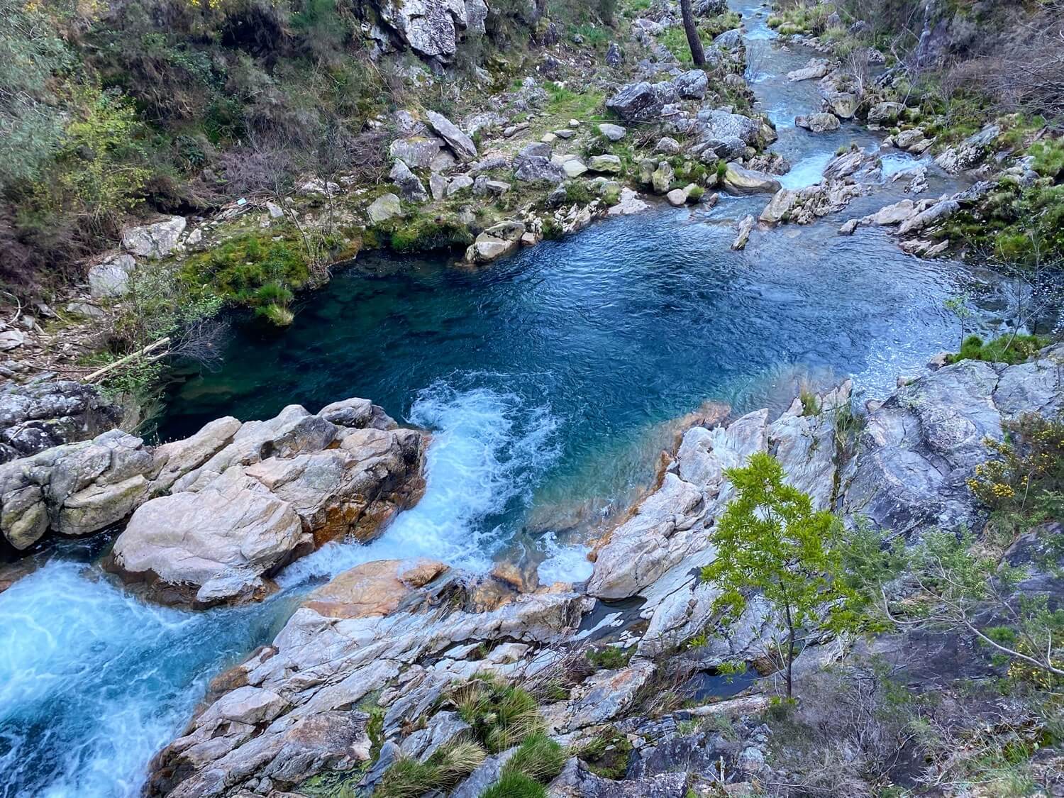 Pozo do Arco, Oia Guíate Galicia